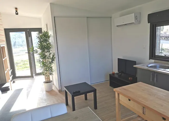 Independant, 10min Avignon *